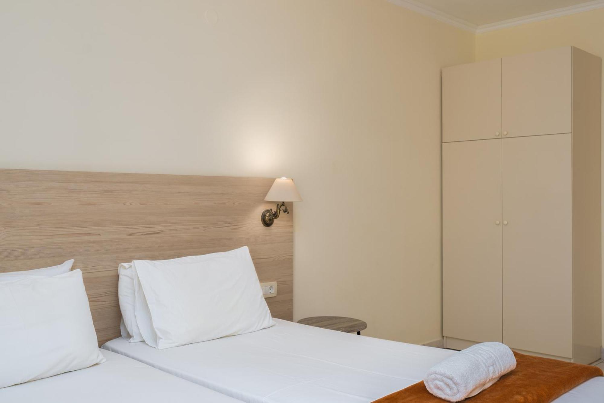 Manousis Aparthotel Τσιλιβί Εξωτερικό φωτογραφία