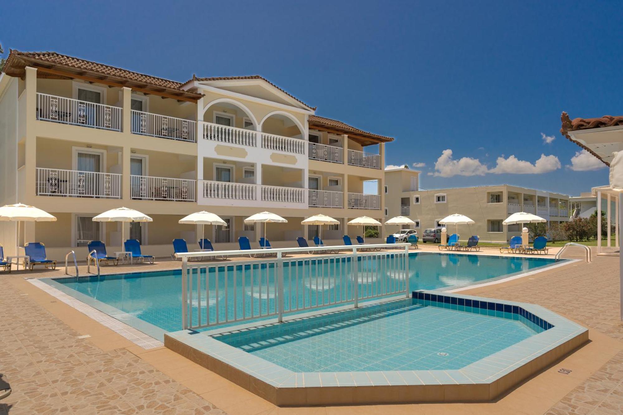 Manousis Aparthotel Τσιλιβί Εξωτερικό φωτογραφία