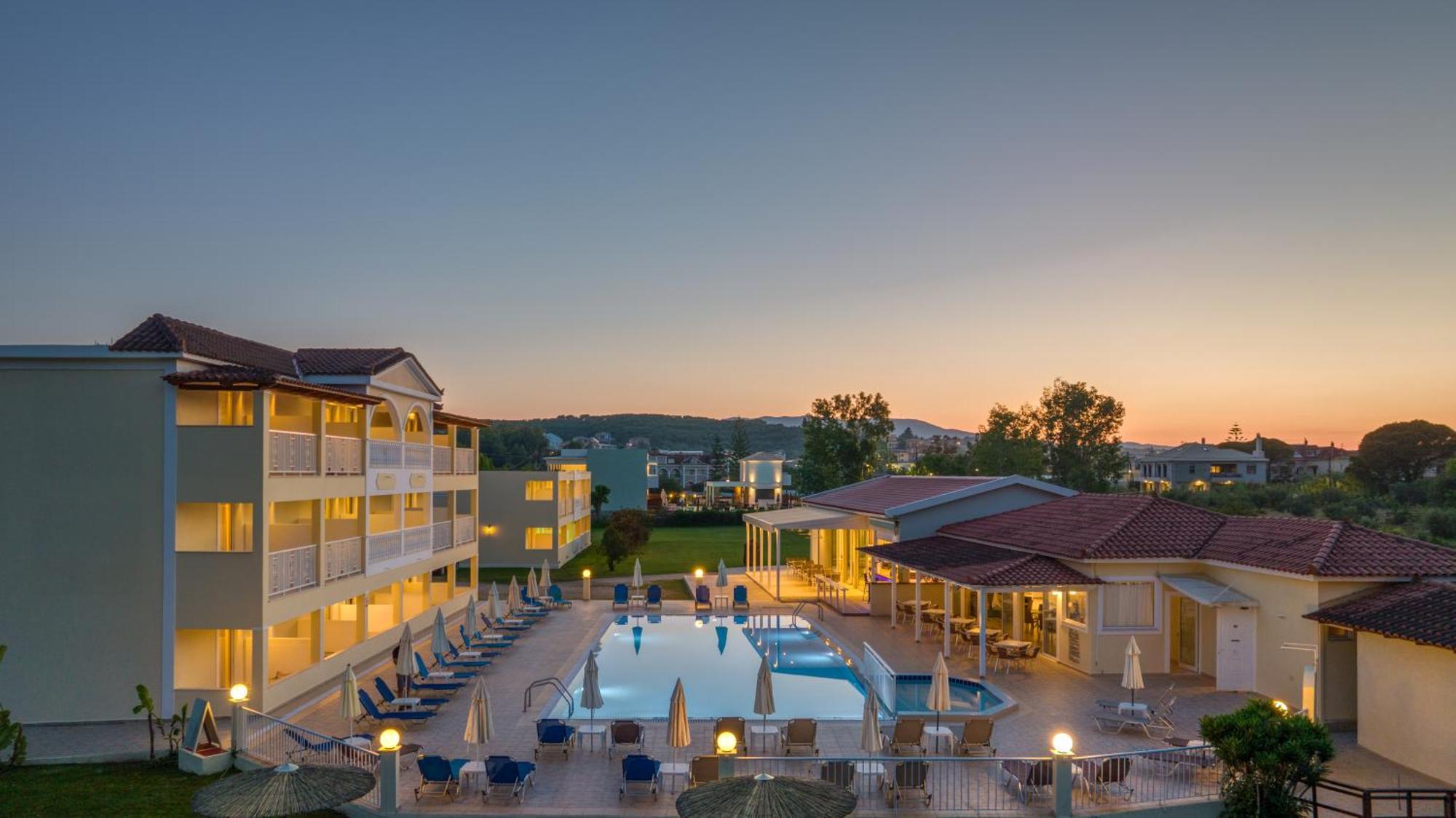 Manousis Aparthotel Τσιλιβί Εξωτερικό φωτογραφία