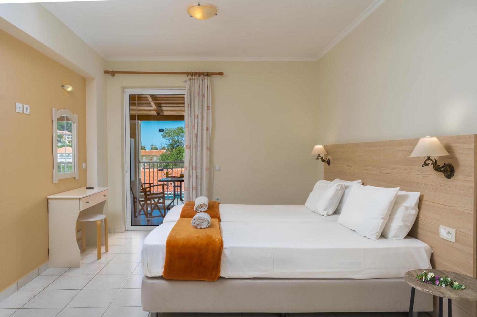 Manousis Aparthotel Τσιλιβί Εξωτερικό φωτογραφία
